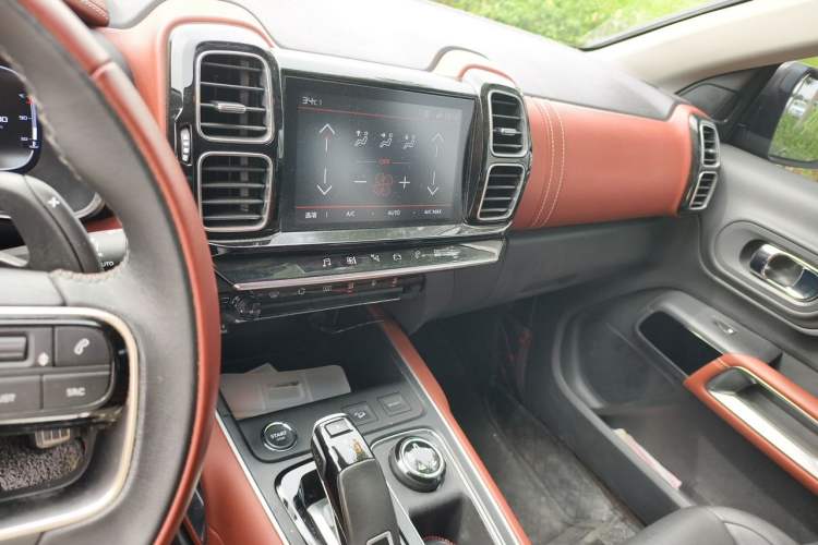 Used Citroen C5 AIRCROSS 2021 400THP Luxury Model Audio And AC Panel
