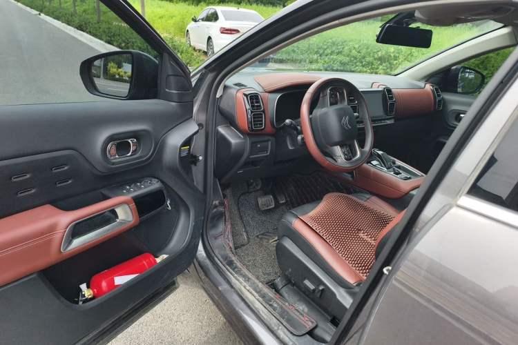 Used Citroen C5 AIRCROSS 2021 400THP Luxury Model Driver Seat