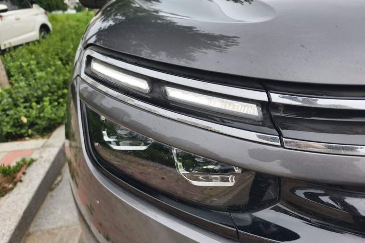 Used Citroen C5 AIRCROSS 2021 400THP Luxury Model Right Front Headlight