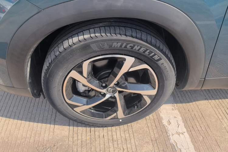 Used Citroen C5 AIRCROSS 2021 400THP Enjoyment Model Left Front Wheel Hub