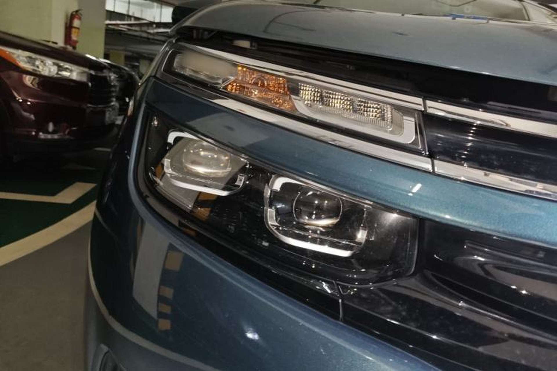Used Citroen C5 AIRCROSS 2021 360THP Enjoyment Model Right Front Headlight