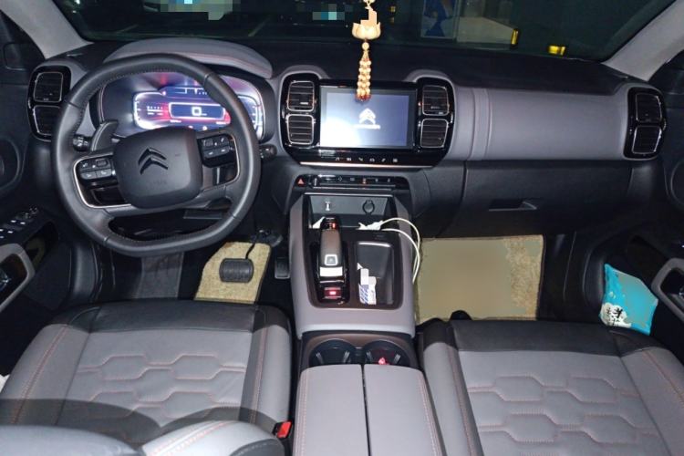 Used Citroen C5 AIRCROSS 2021 400THP Enjoyment Model Center Console