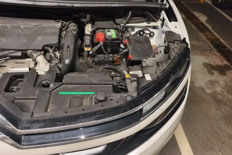 Used Citroen C5 AIRCROSS 2021 360THP Enjoyment Model Engine Bay Left