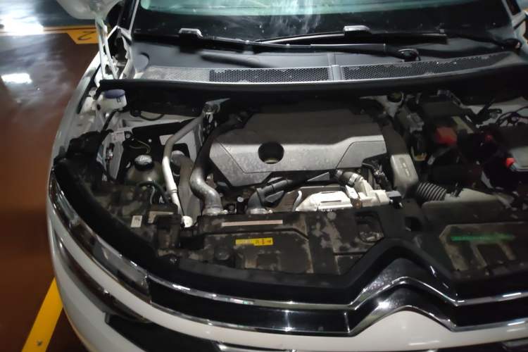 Used Citroen C5 AIRCROSS 2021 360THP Enjoyment Version Engine Bay Right