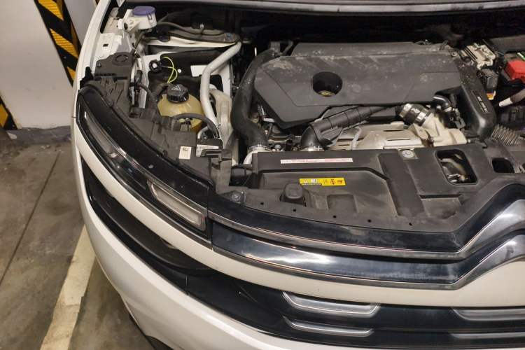 Used Citroen C5 AIRCROSS 2021 360THP Enjoyment Model Engine Bay Right