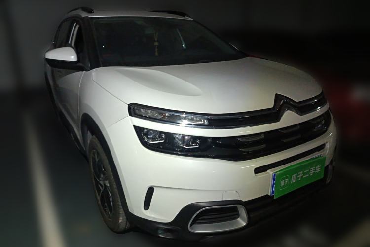 Used Citroen C5 AIRCROSS 2021 400THP Enjoyment Model Front Right 45 Deg