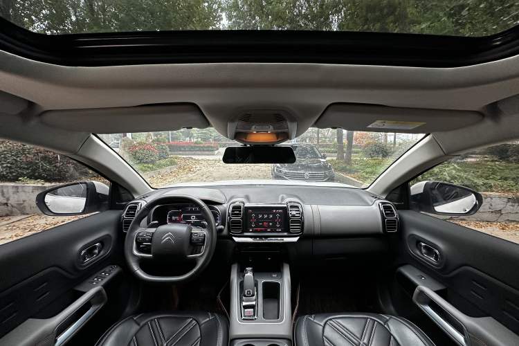Used Citroen C5 AIRCROSS 2021 360THP Enjoyment Version Interior 1