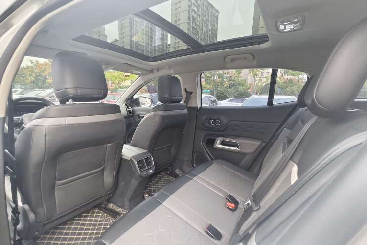 Used Citroen C5 AIRCROSS 2021 360THP Enjoyment Model Interior 4