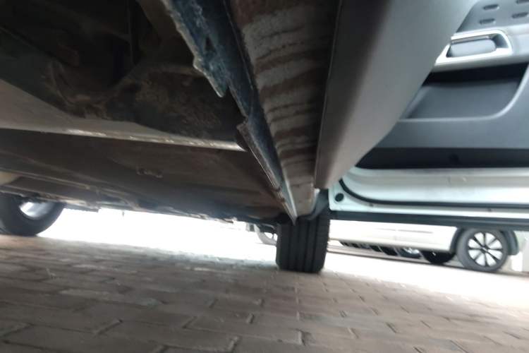 Used Citroen C5 AIRCROSS 2021 360THP Enjoyment Version Left Side Sill