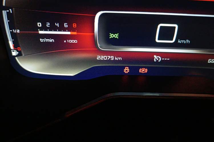 Used Citroen C5 AIRCROSS 2021 400THP Enjoyment Model Odometer Close Up