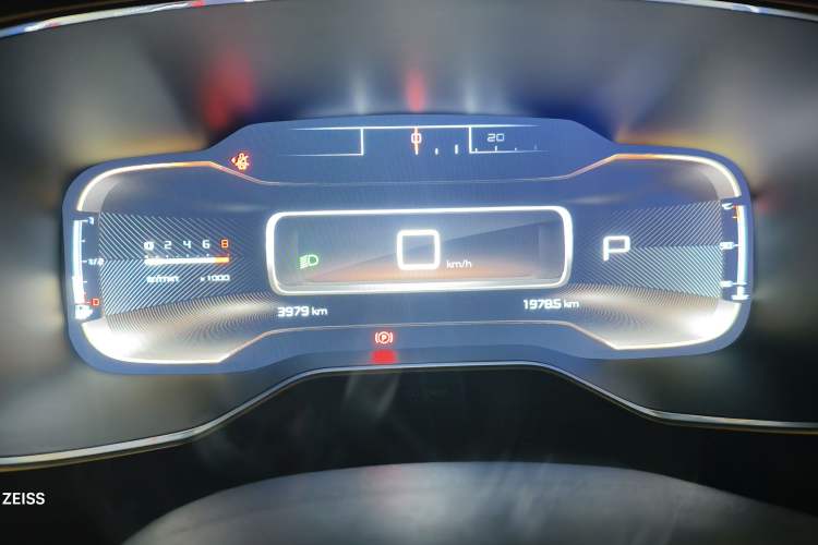 Used Citroen C5 AIRCROSS 2021 360THP Enjoyment Model Odometer Close Up