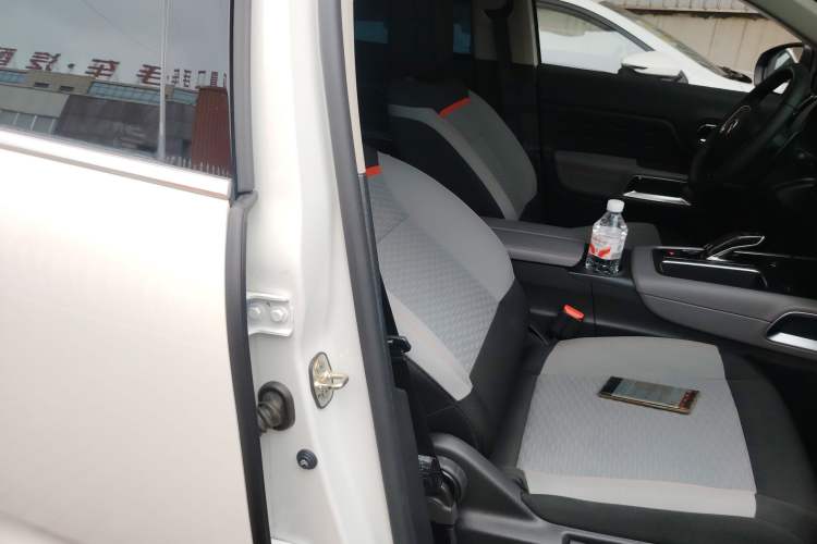 Used Citroen C5 AIRCROSS 2021 360THP Enjoyment Version Right Front Seat