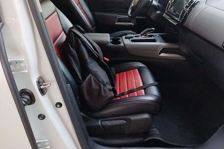 Used Citroen C5 AIRCROSS 2021 360THP Enjoyment Version Right Front Seat