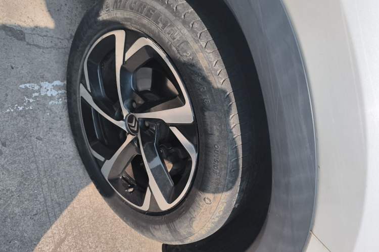 Used Citroen C5 AIRCROSS 2021 360THP ORIGINS Centennial Deluxe Edition Right Front Wheel Hub