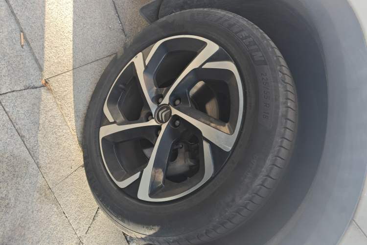 Used Citroen C5 AIRCROSS 2021 360THP Enjoyment Model Right Front Wheel Hub