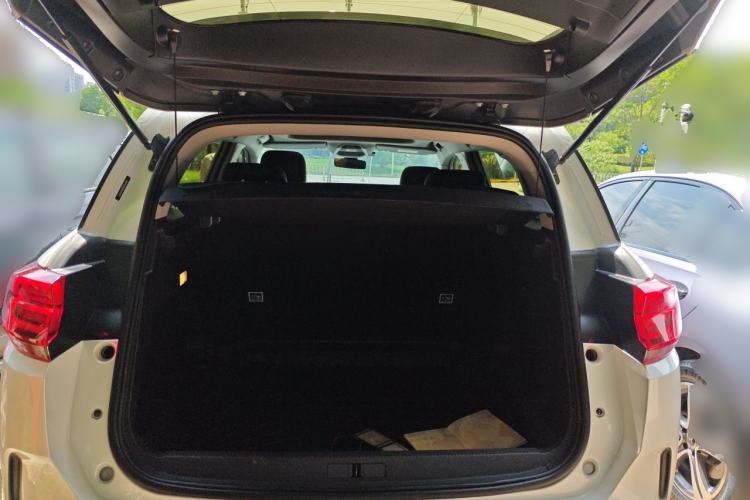 Used Citroen C5 AIRCROSS 2021 400THP Enjoyment Model Trunk
