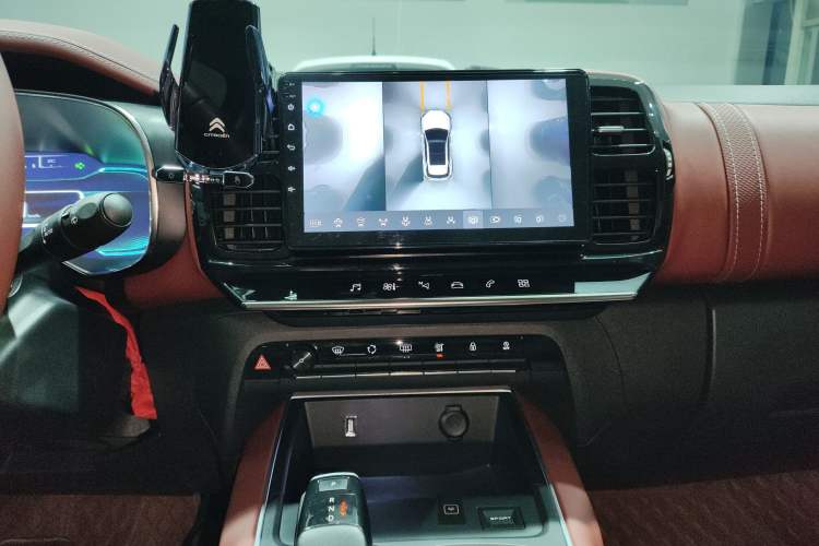Used Citroen C5 AIRCROSS 2022 400THP Co-Creation Edition Audio And AC Panel