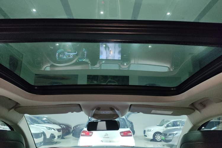 Used Citroen C5 AIRCROSS 2022 400THP Co-Creation Edition Headliner