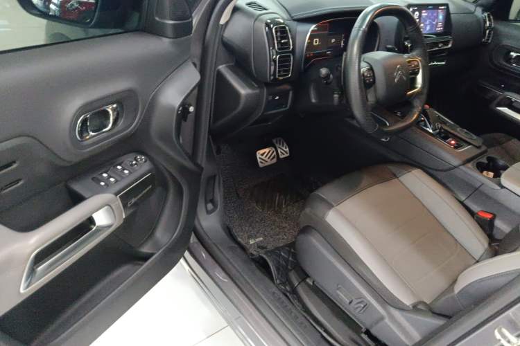 Used Citroen C5 AIRCROSS 2022 Peugeot 308 BEYOND 360THP Edition Driver Seat