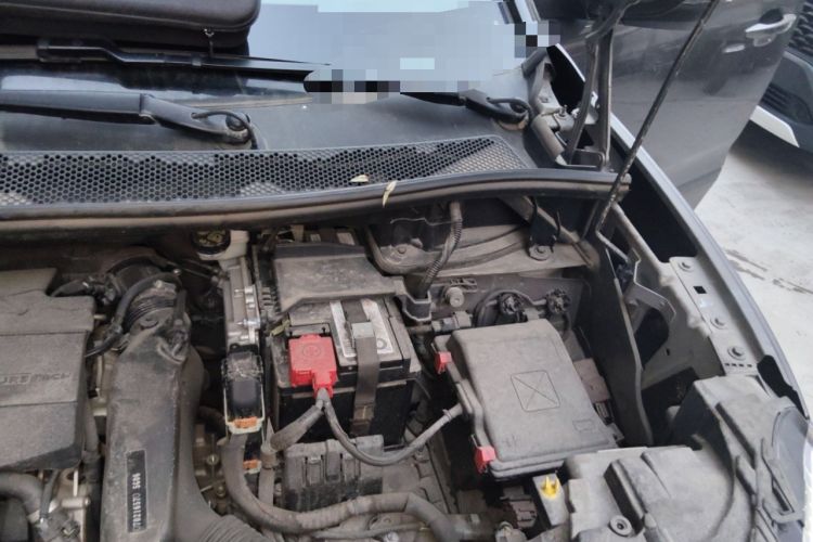 Used Citroen C5 AIRCROSS 2022 Peugeot 308 BEYOND 360THP Edition Engine Bay Left