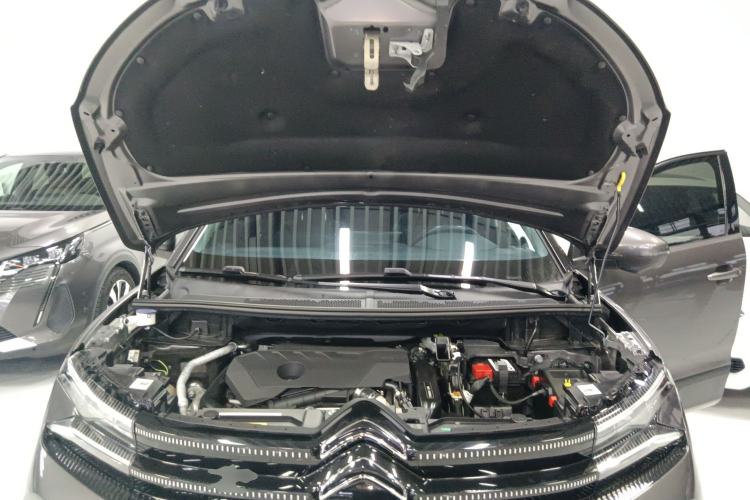 Used Citroen C5 AIRCROSS 2022 Peugeot 308 BEYOND 360THP Edition Engine Bay
