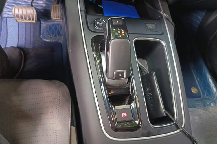 Used Citroen C5 AIRCROSS 2022 Peugeot 400THP Allure BEYOND Edition Gear Lever