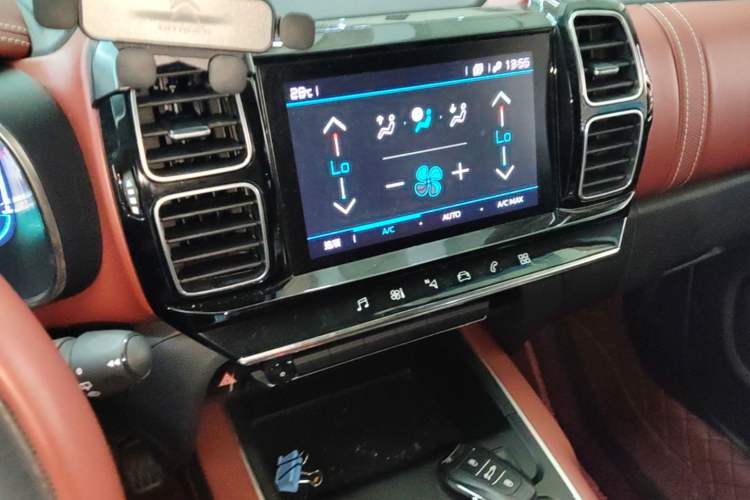 Used Citroen C5 AIRCROSS 2022 400THP Co-Creation Edition Audio And AC Panel