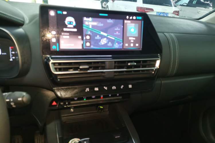 Used Citroen C5 AIRCROSS 2022 Peugeot 308 BEYOND 360THP Edition Audio And AC Panel