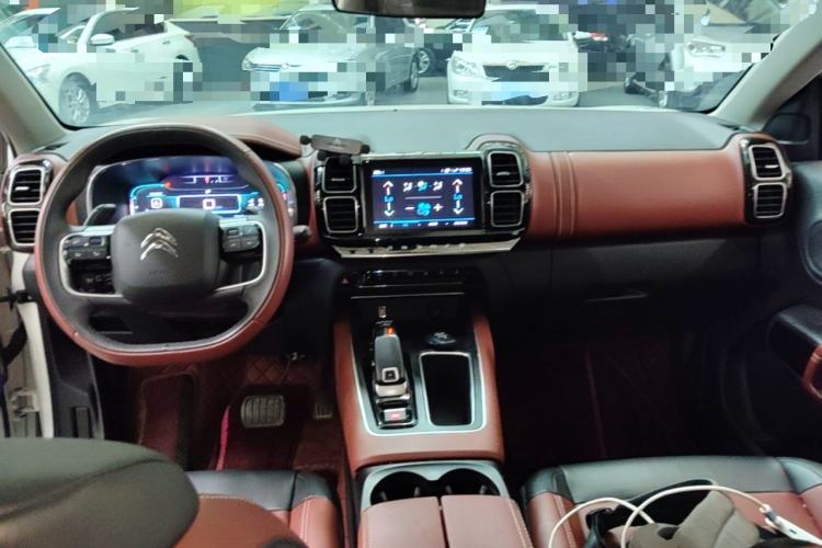 Used Citroen C5 AIRCROSS 2022 400THP Co-Creation Edition Center Console