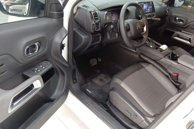 Used Citroen C5 AIRCROSS 2022 Peugeot 308 BEYOND 360THP Edition Driver Seat