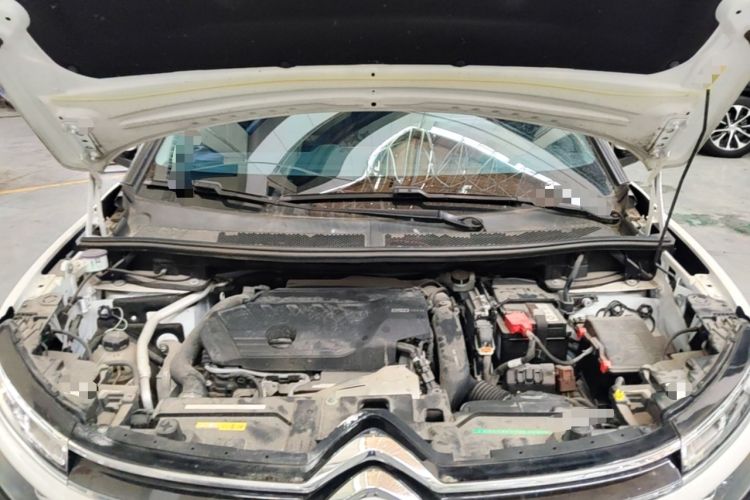 Used Citroen C5 AIRCROSS 2022 400THP Co-Creation Edition Engine Bay