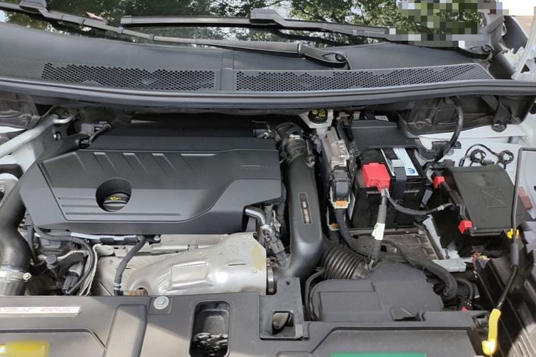 Used Citroen C5 AIRCROSS 2022 Peugeot 400THP Allure BEYOND Edition Engine Bay