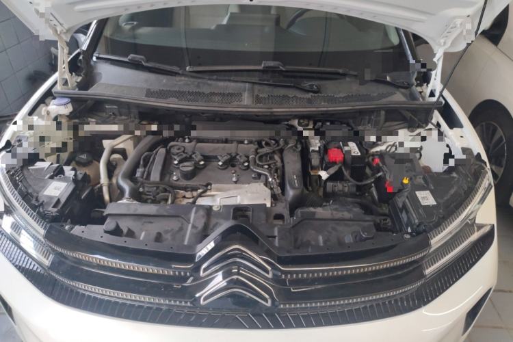 Used Citroen C5 AIRCROSS 2022 Peugeot 400THP Allure BEYOND Edition Engine Bay