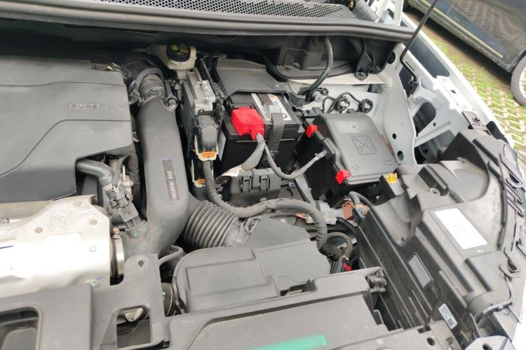 Used Citroen C5 AIRCROSS 2022 Peugeot 400THP Allure BEYOND Edition Engine Bay Left