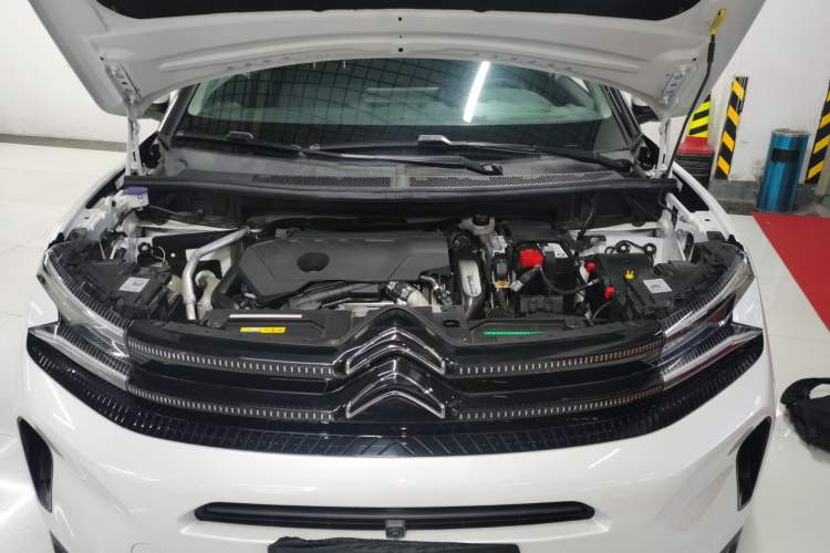 Used Citroen C5 AIRCROSS 2022 Peugeot 308 BEYOND 360THP Edition Engine Bay