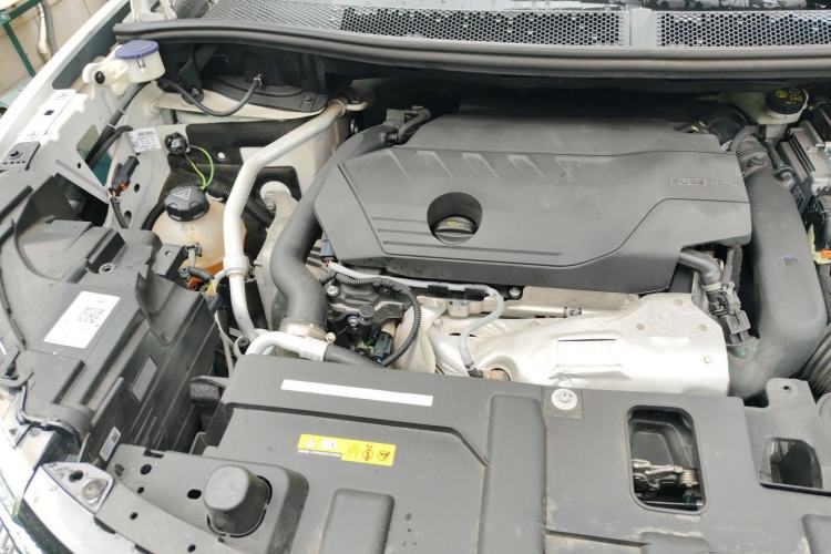 Used Citroen C5 AIRCROSS 2022 Peugeot 400THP Allure BEYOND Edition Engine Bay Right