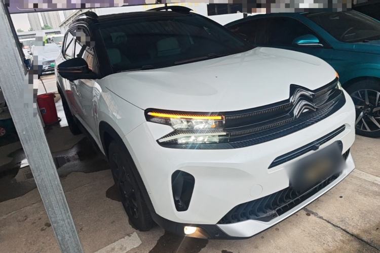 Used Citroen C5 AIRCROSS 2022 Peugeot 400THP Allure BEYOND Edition Front Right 45 Deg