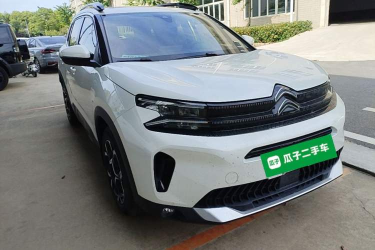 Used Citroen C5 AIRCROSS 2022 Peugeot 308 BEYOND 360THP Edition Front Right 45 Deg