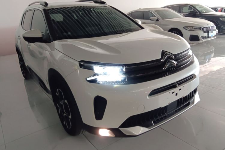 Used Citroen C5 AIRCROSS 2022 Peugeot 308 BEYOND 360THP Edition Front Right 45 Deg