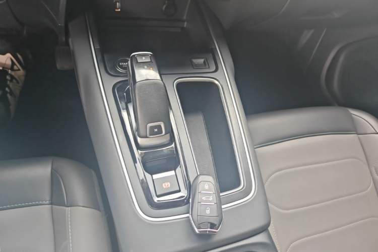 Used Citroen C5 AIRCROSS 2022 Peugeot 308 BEYOND 360THP Edition Gear Lever
