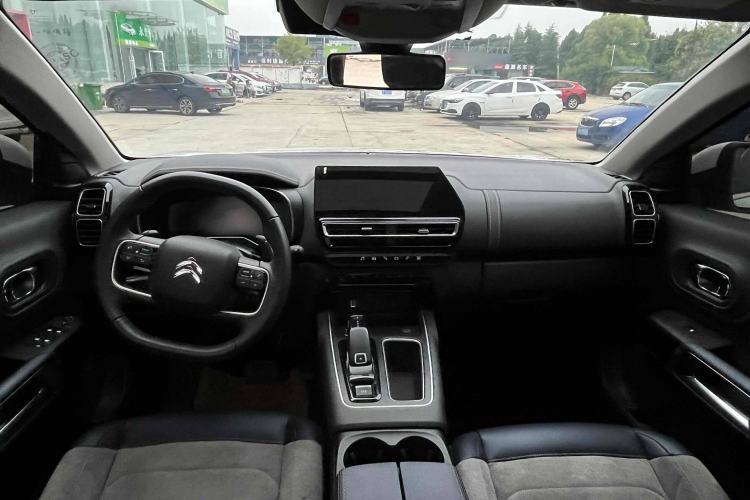 Used Citroen C5 AIRCROSS 2022 Peugeot 400THP Allure BEYOND Edition Interior 1
