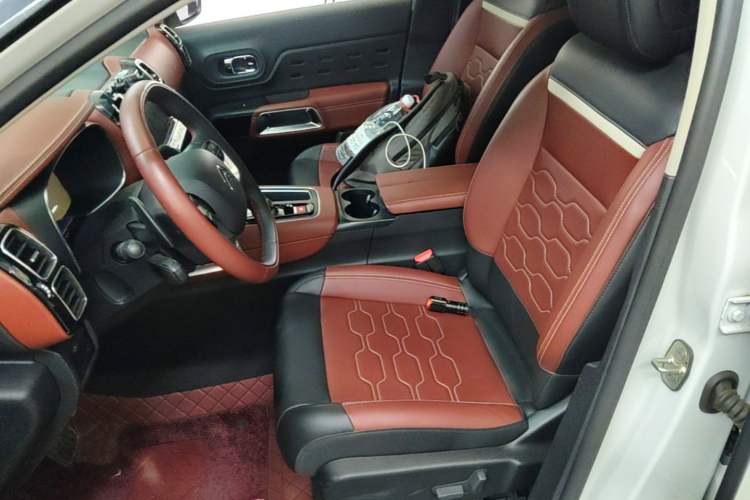Used Citroen C5 AIRCROSS 2022 400THP Co-Creation Edition Left Front Seat