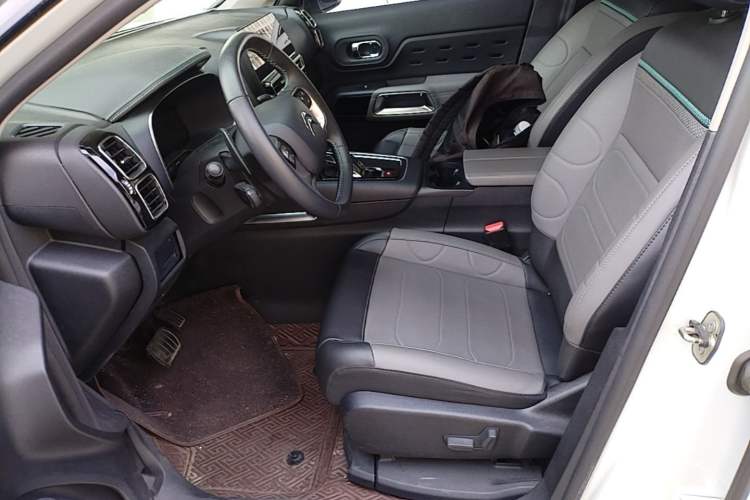 Used Citroen C5 AIRCROSS 2022 Peugeot 308 BEYOND 360THP Edition Left Front Seat