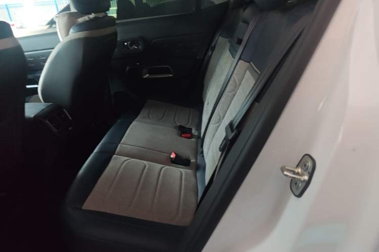 Used Citroen C5 AIRCROSS 2022 Peugeot 400THP Allure BEYOND Edition Left Rear Seat