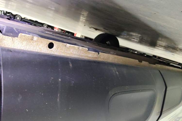 Used Citroen C5 AIRCROSS 2022 400THP Co-Creation Edition Left Side Sill