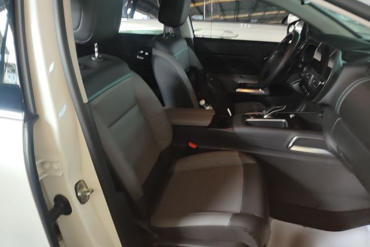Used Citroen C5 AIRCROSS 2022 Peugeot 308 BEYOND 360THP Edition Right Front Seat