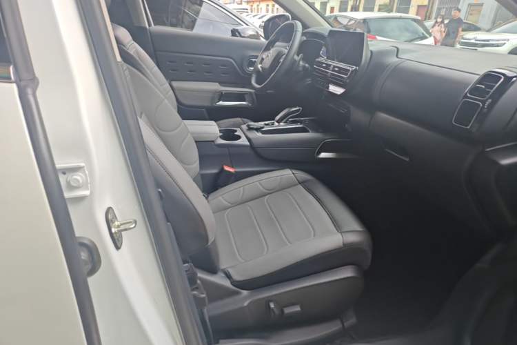 Used Citroen C5 AIRCROSS 2022 Peugeot 308 BEYOND 360THP Edition Right Front Seat