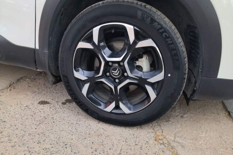 Used Citroen C5 AIRCROSS 2022 Peugeot 308 BEYOND 360THP Edition Right Front Wheel Hub