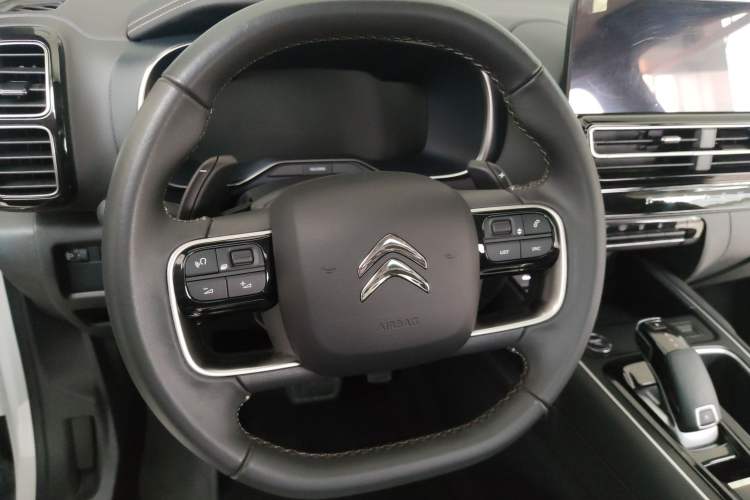 Used Citroen C5 AIRCROSS 2022 Peugeot 400THP Allure BEYOND Edition Steering Wheel