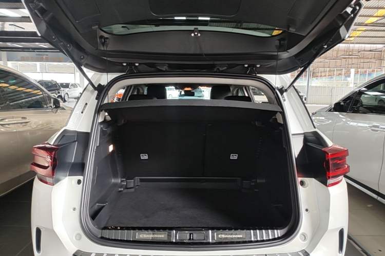 Used Citroen C5 AIRCROSS 2022 Peugeot 308 BEYOND 360THP Edition Trunk